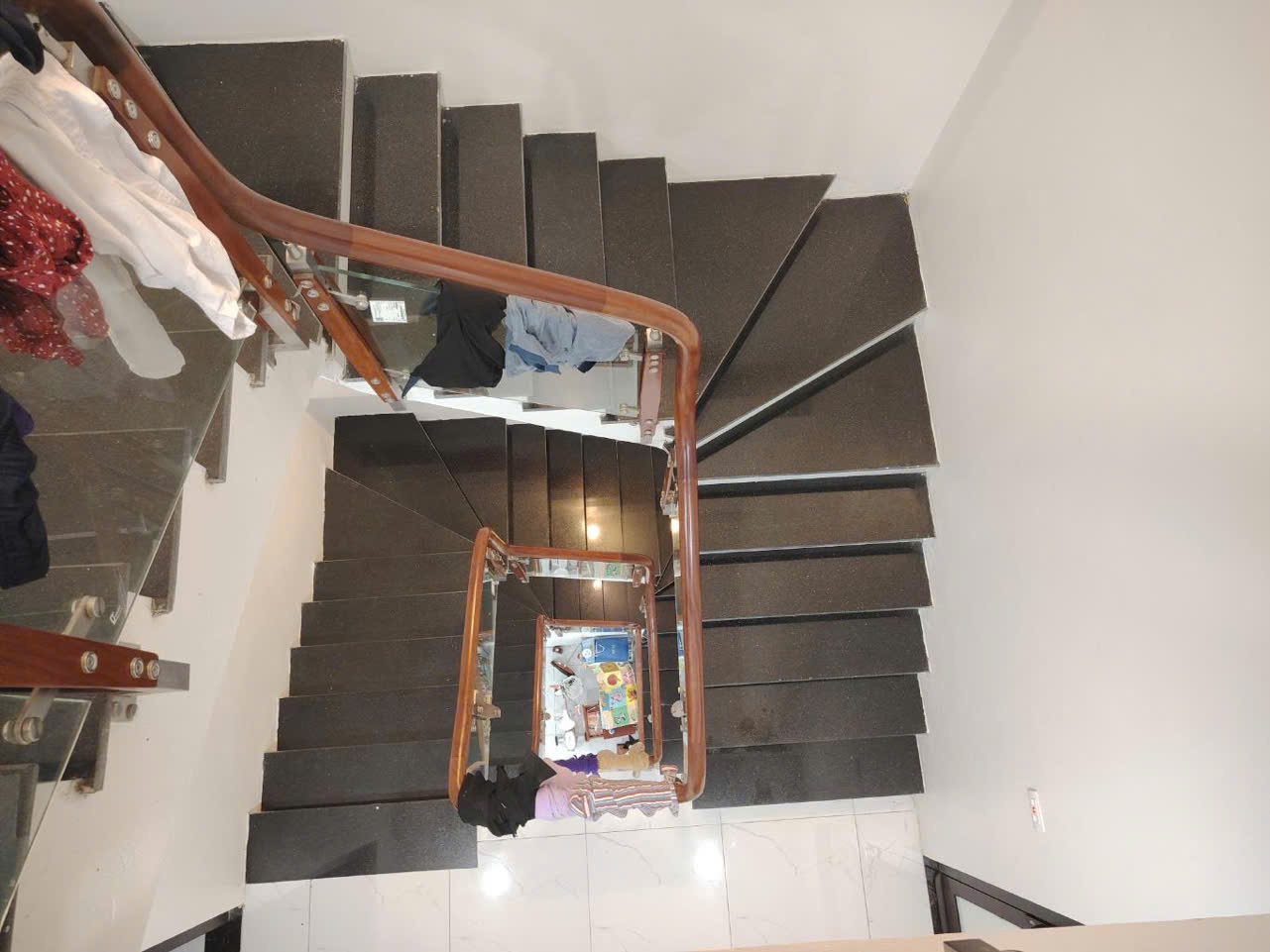 BÁN NHÀ SIÊU HIẾM NGỌC THỤY – LÔ GÓC, 4 THOÁNG – Ô TÔ VÀO NHÀ – 60M2 CHỈ 9TỶ